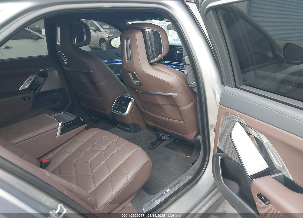 2024 BMW I7 VIN: WBY53EJ06RCP25573