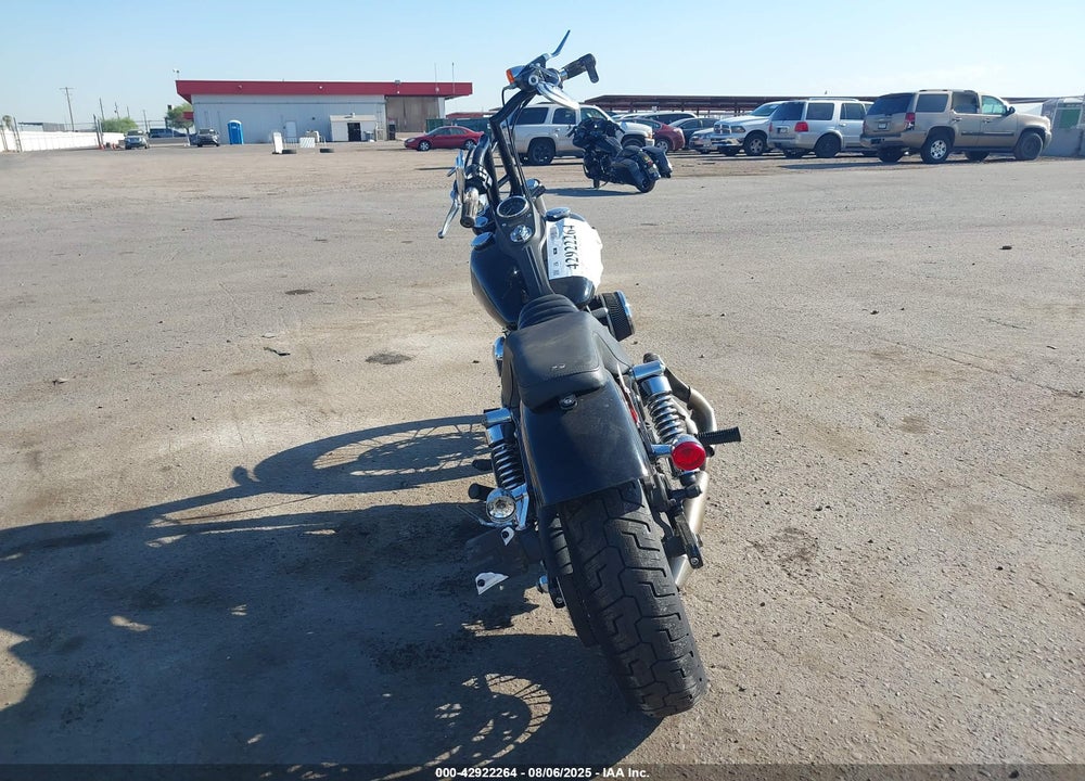 2017 HARLEY-DAVIDSON FXDB DYNA STREET BOB VIN: 1HD1GXM17HC324583
