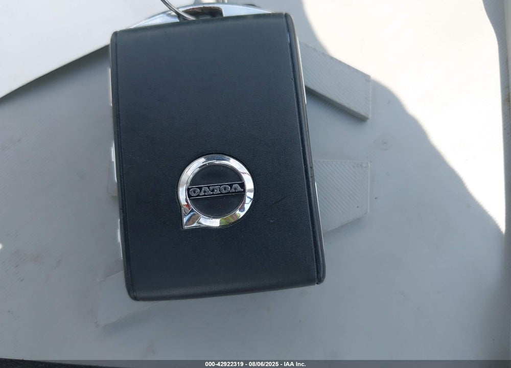 2020 VOLVO XC90 VIN: YV4102PK7L1592726
