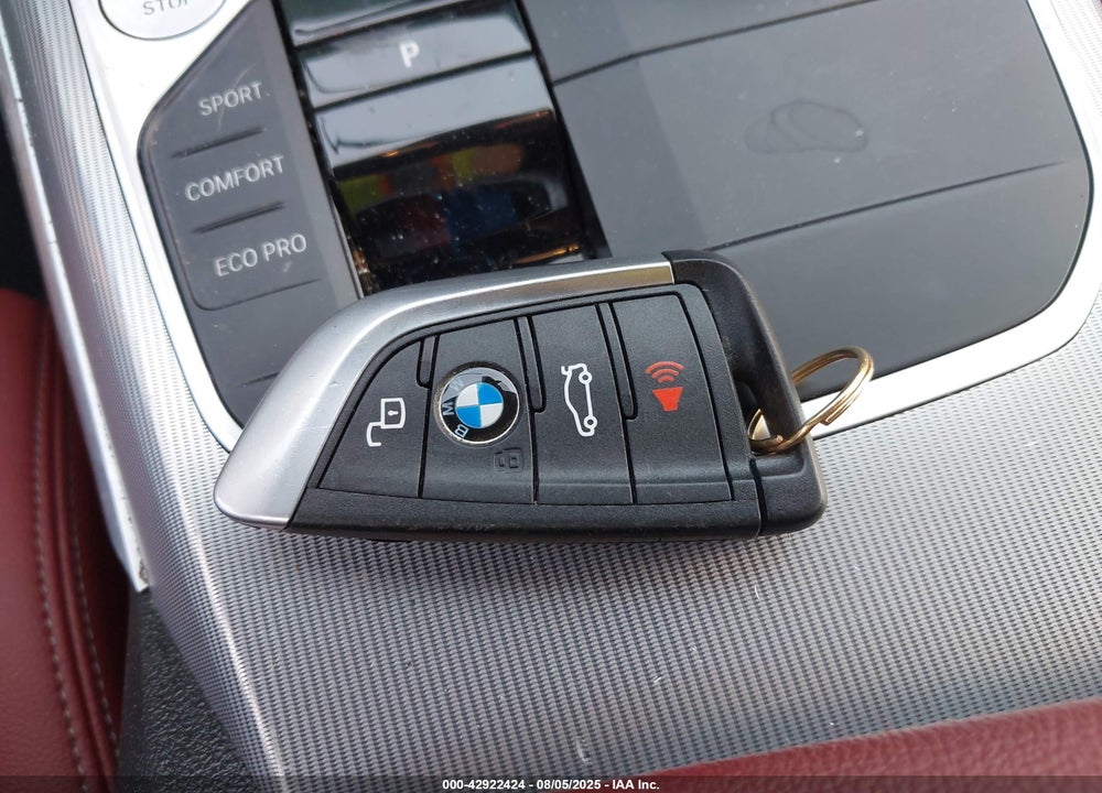 2023 BMW 3 SERIES VIN: 3MW49FF03P8D64489