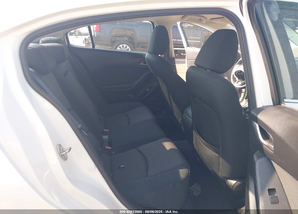 2016 MAZDA 3 VIN: JM1BM1U70G1334043