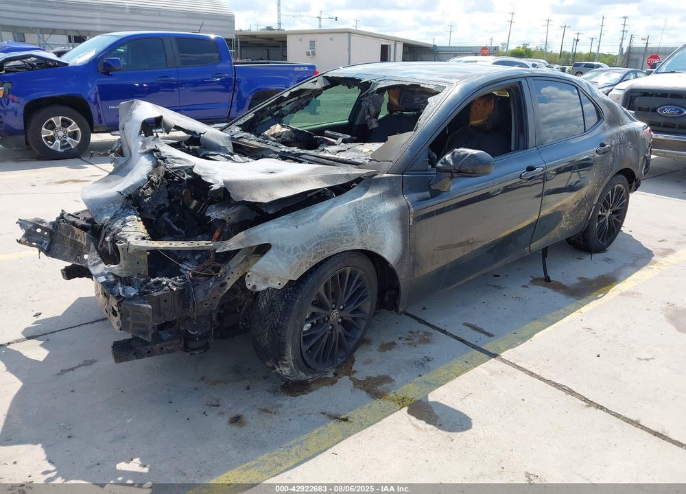 2021 TOYOTA CAMRY VIN: 4T1G11AK6MU447279