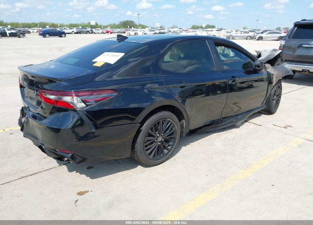2021 TOYOTA CAMRY VIN: 4T1G11AK6MU447279