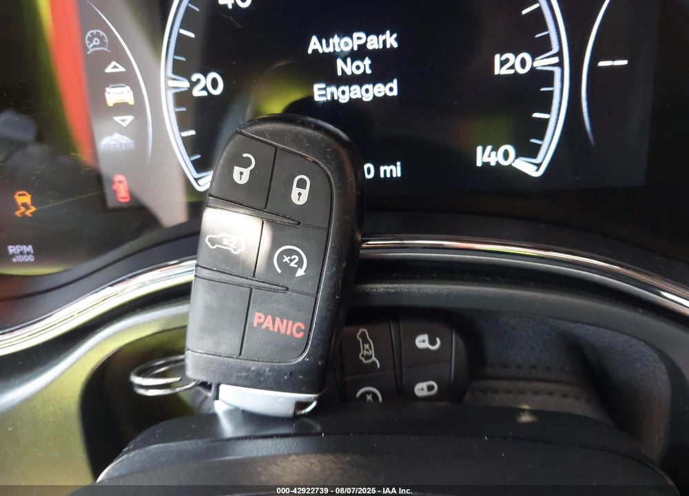 2020 JEEP GRAND CHEROKEE VIN: 1C4RJFBG3LC193572