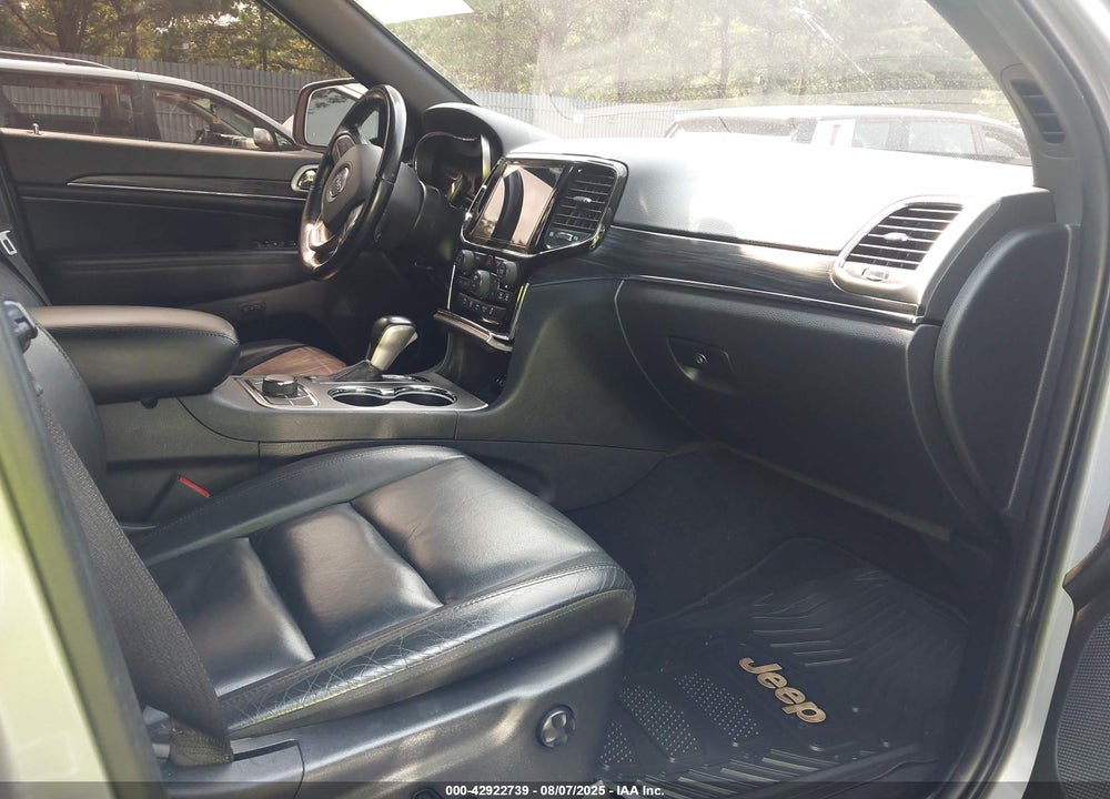 2020 JEEP GRAND CHEROKEE VIN: 1C4RJFBG3LC193572
