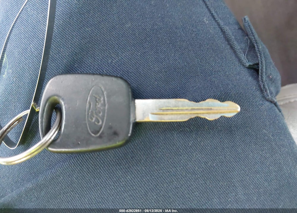 1999 FORD EXPEDITION EDDIE BAUER/XLT VIN: 1FMRU176XXLB67207