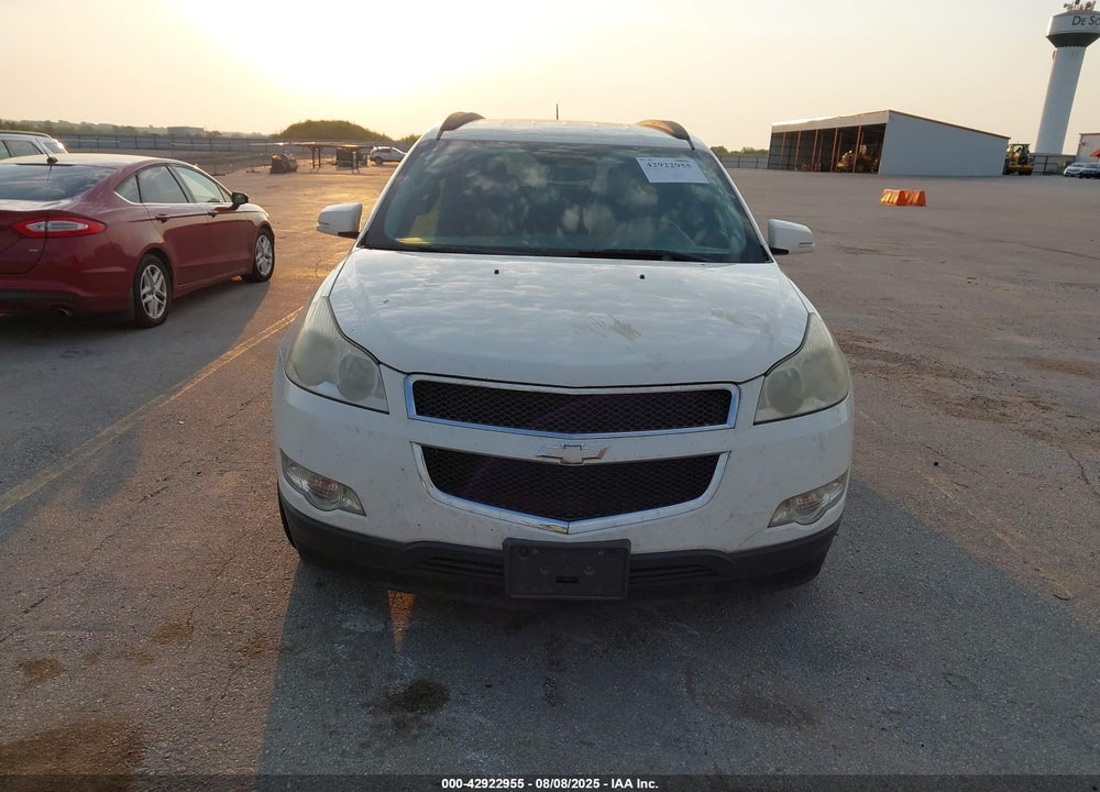 2011 CHEVROLET TRAVERSE VIN: 1GNKVJED4BJ217633