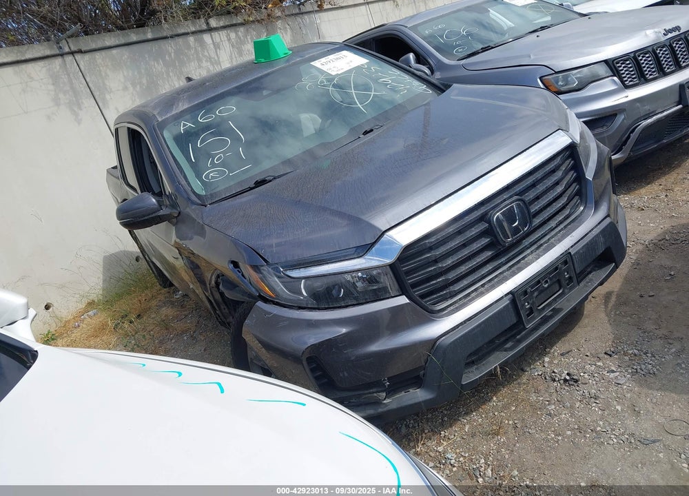 2022 HONDA RIDGELINE VIN: 5FPYK3F58NB000779