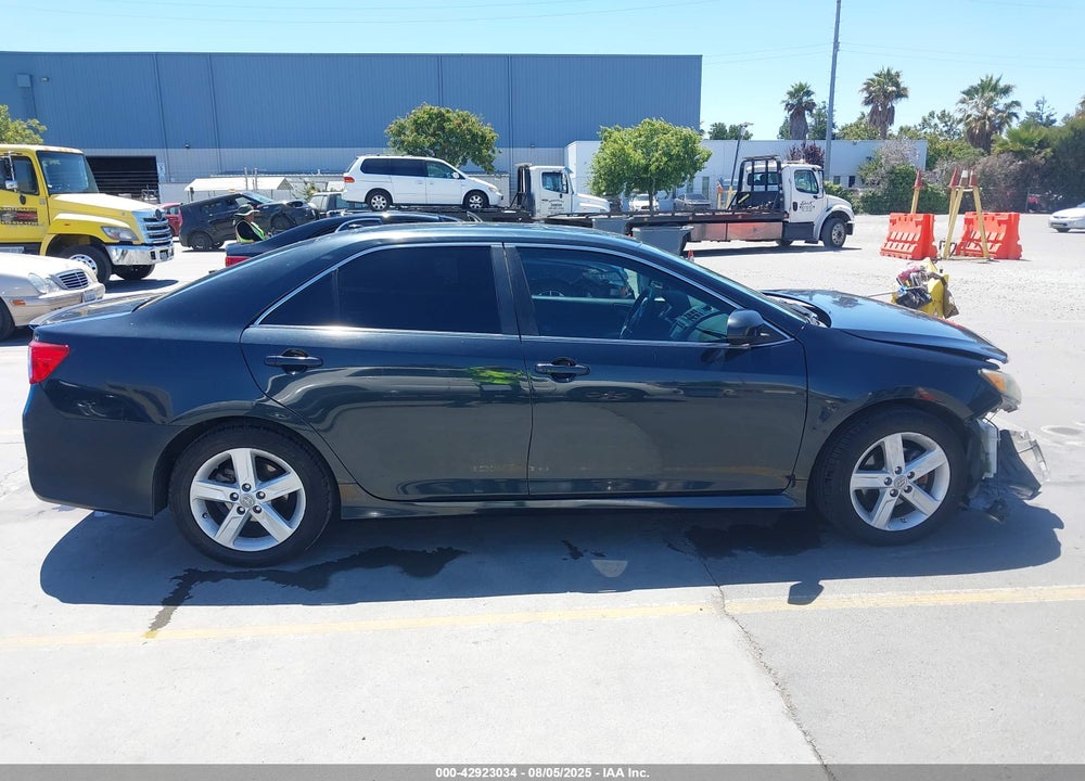 2013 TOYOTA CAMRY SE VIN: 4T1BF1FK3DU639828