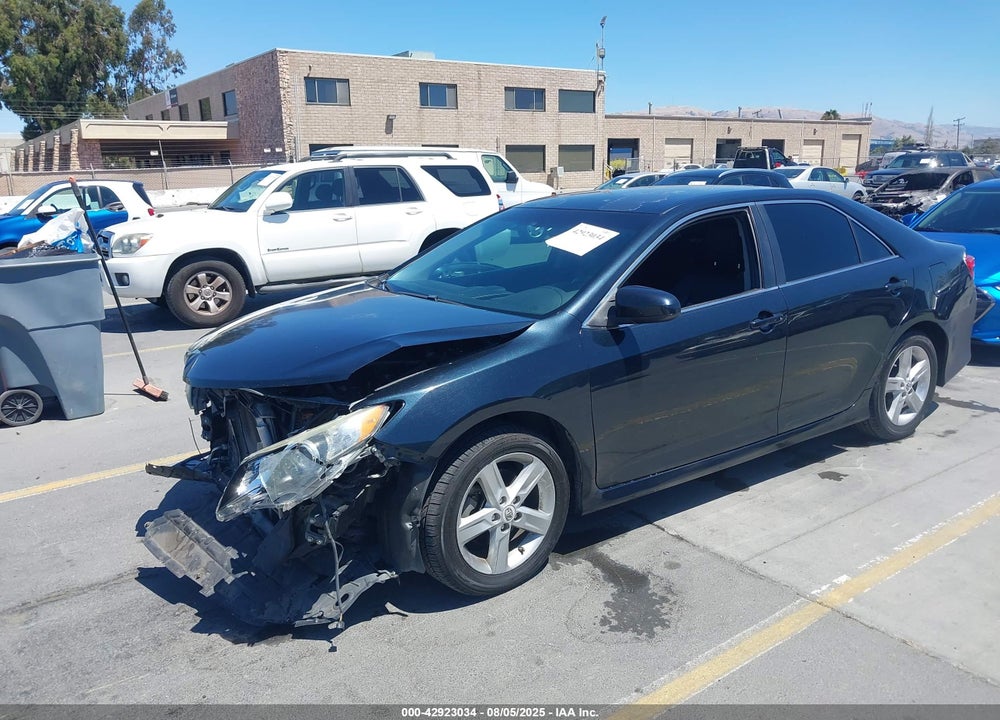 2013 TOYOTA CAMRY SE VIN: 4T1BF1FK3DU639828