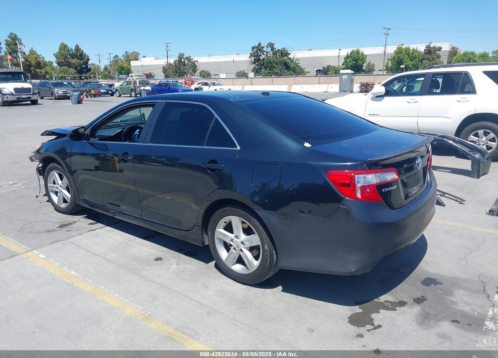 2013 TOYOTA CAMRY SE VIN: 4T1BF1FK3DU639828