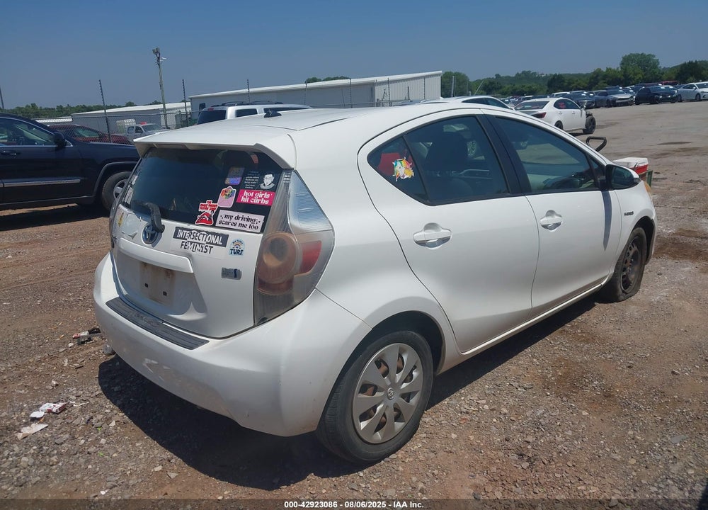 2012 TOYOTA PRIUS C VIN: JTDKDTB34C1522201