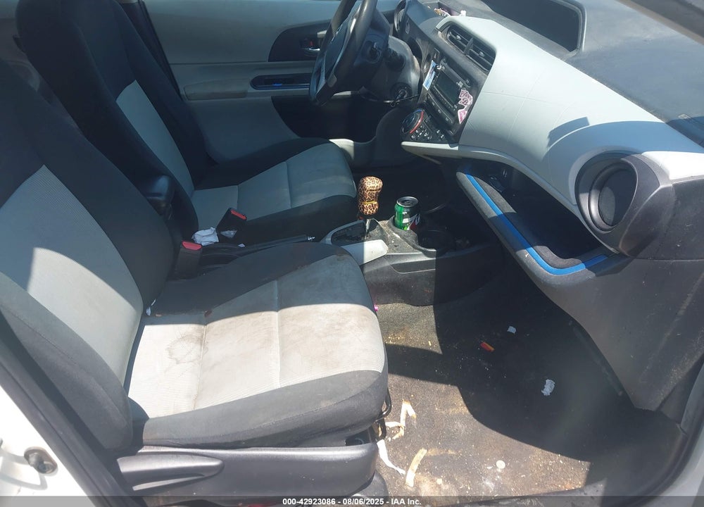 2012 TOYOTA PRIUS C VIN: JTDKDTB34C1522201