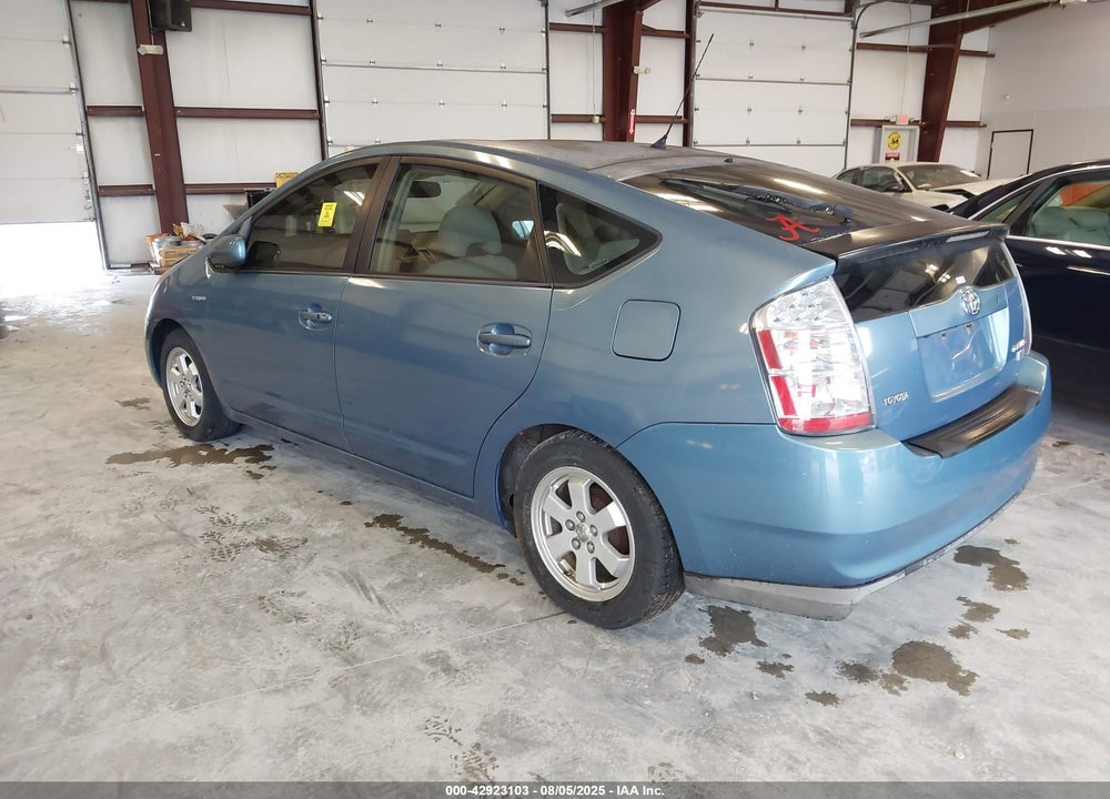 2008 TOYOTA PRIUS VIN: JTDKB20UX87714206