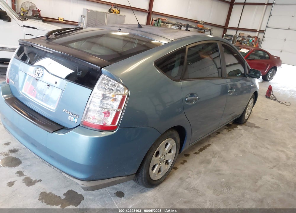 2008 TOYOTA PRIUS VIN: JTDKB20UX87714206