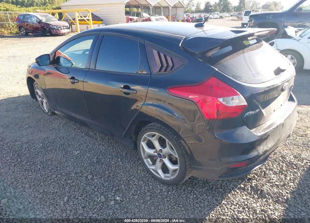 2013 FORD FOCUS VIN: 1FADP3L94DL244947