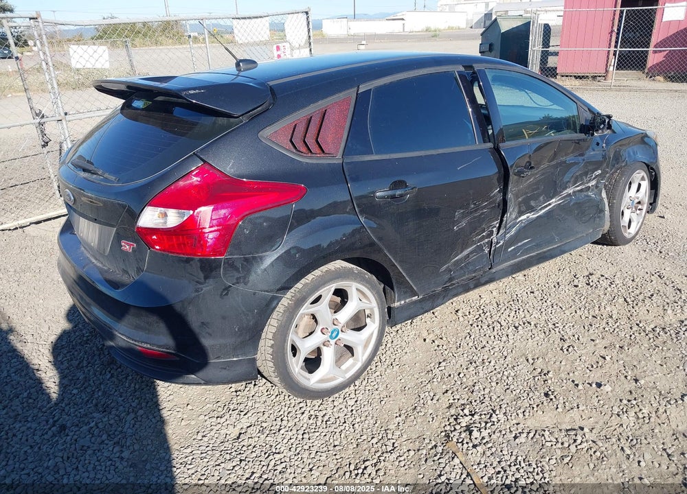 2013 FORD FOCUS VIN: 1FADP3L94DL244947