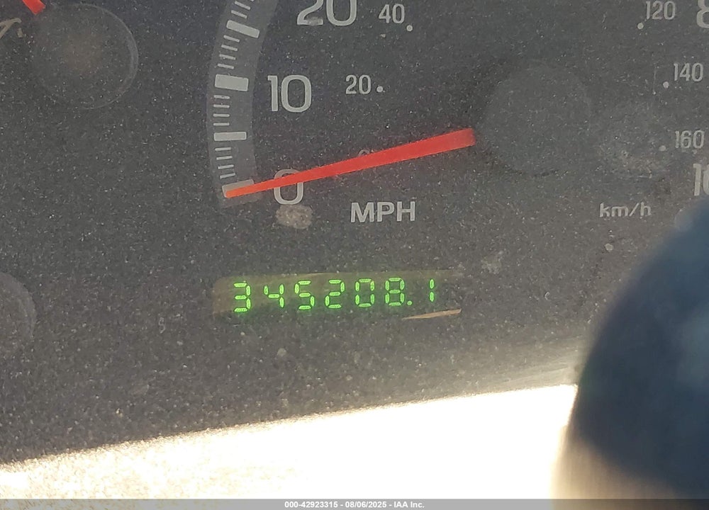 1999 FORD F-150 LARIAT/WORK SERIES/XL/XLT VIN: 1FTRX17W7XKA64389