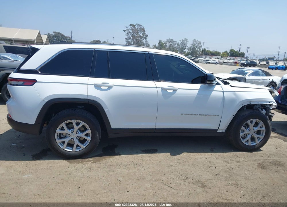 2023 JEEP GRAND CHEROKEE VIN: 1C4RJGBG4PC648618
