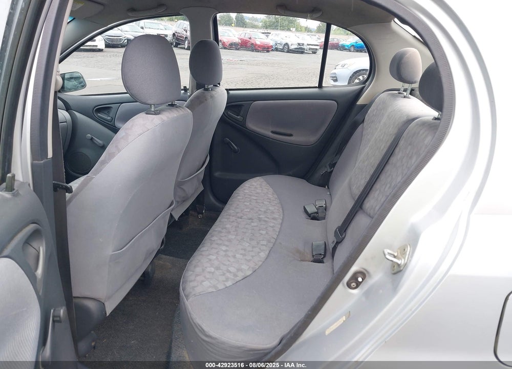 2001 TOYOTA ECHO VIN: JTDBT123310112385