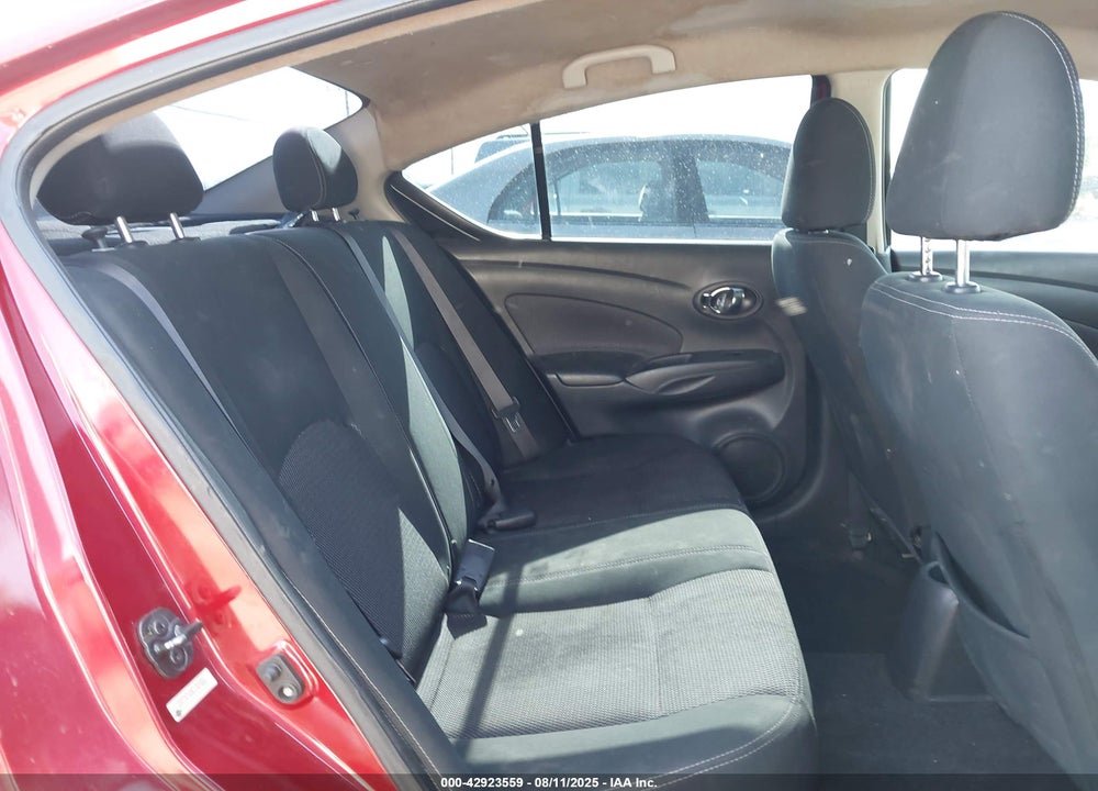 2018 NISSAN VERSA 1.6 SV VIN: 3N1CN7AP5JL801663