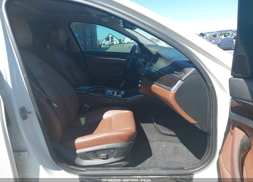 2013 BMW 5 SERIES VIN: WBAXG5C53DD229881