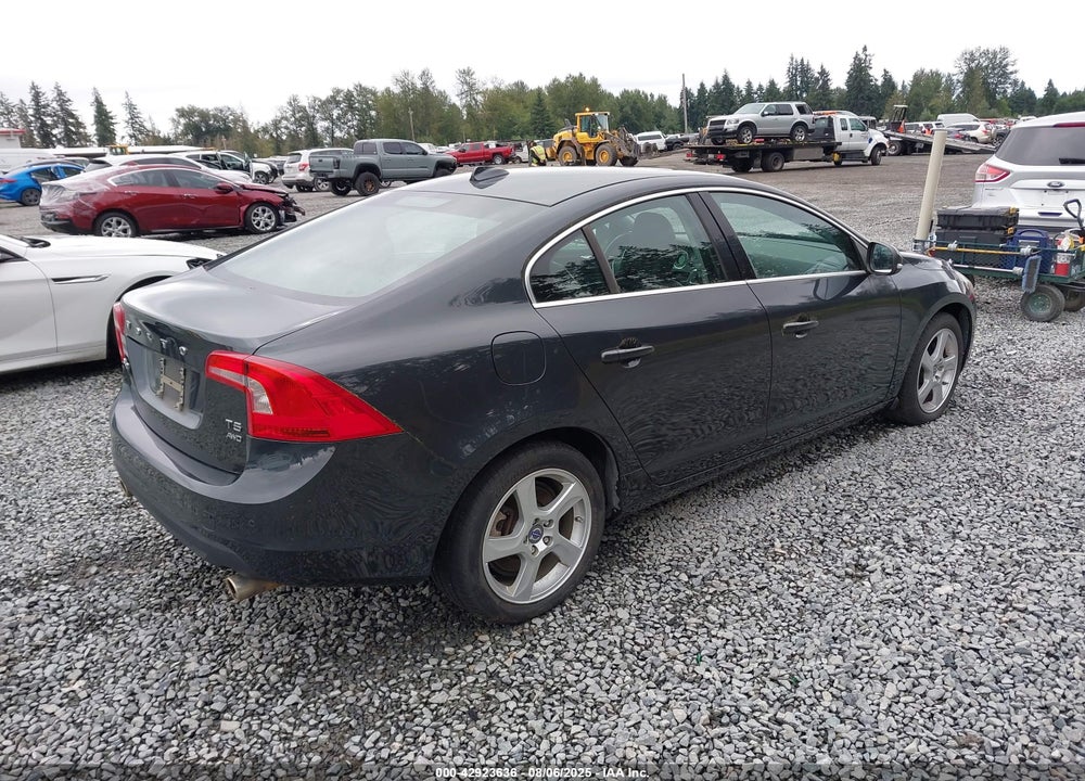 2013 VOLVO S60 VIN: YV1612FHXD2170399