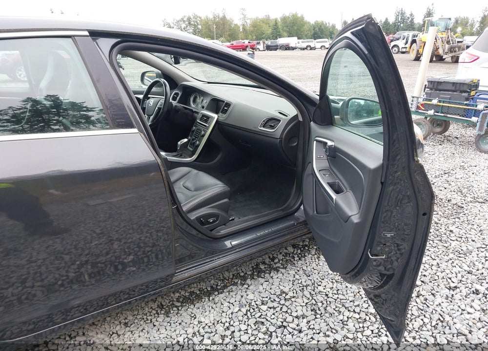 2013 VOLVO S60 VIN: YV1612FHXD2170399