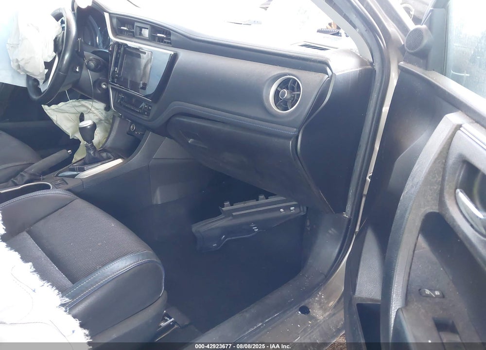 2019 TOYOTA COROLLA VIN: 5YFBURHE7KP861220