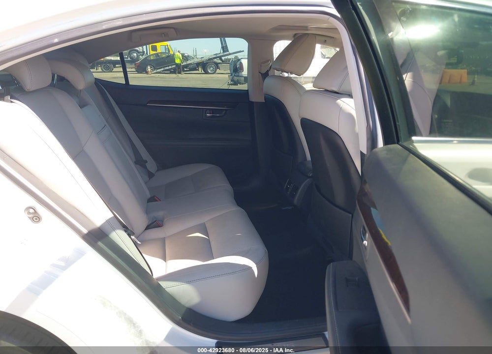 2013 LEXUS ES 350 VIN: JTHBK1GG5D2008034