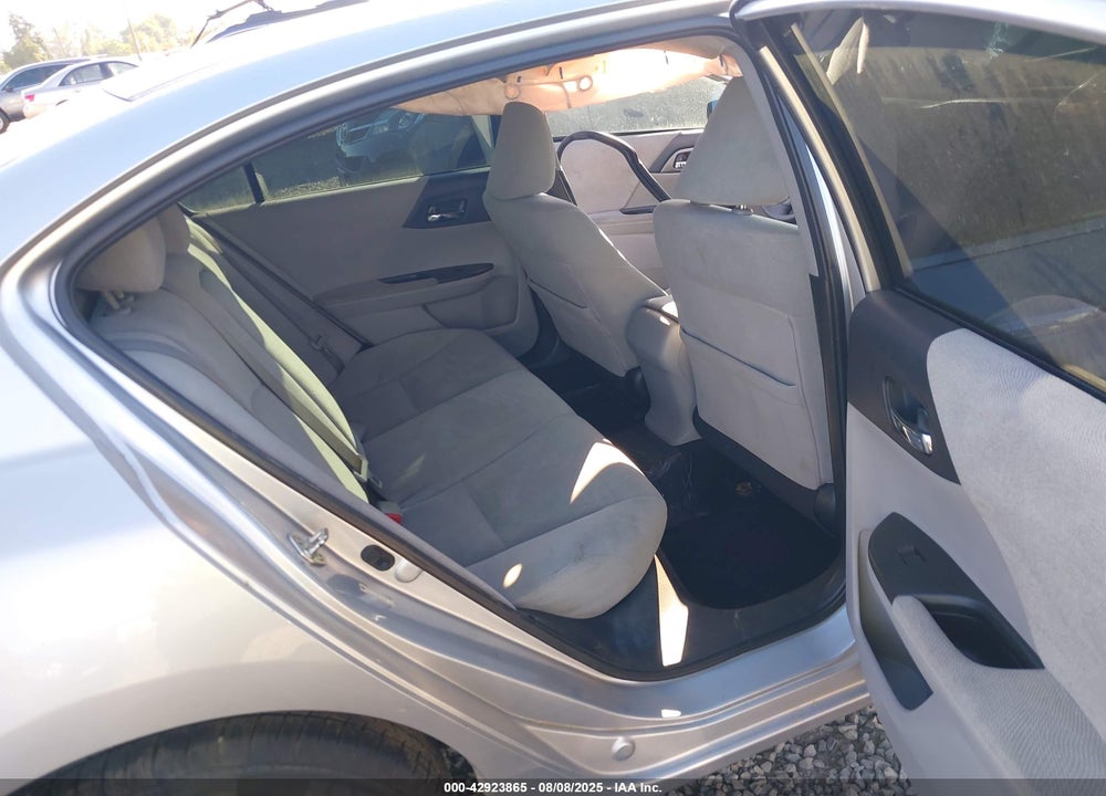 2013 HONDA ACCORD LX VIN: 1HGCR2F35DA188497