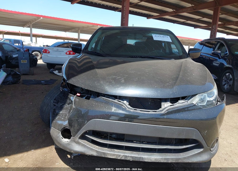 2017 NISSAN ROGUE SPORT VIN: JN1BJ1CPXHW000636
