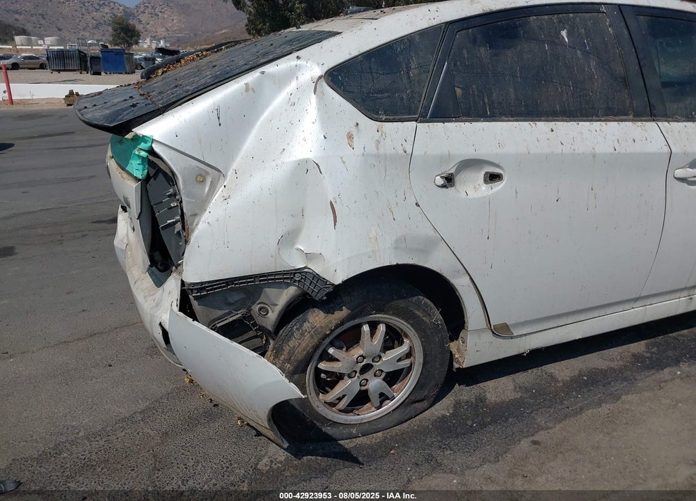 2011 TOYOTA PRIUS VIN: JTDKN3DU0B0309902