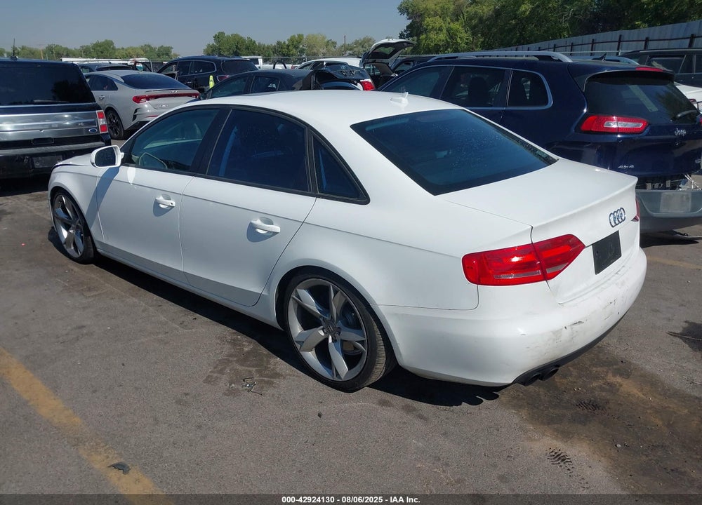 2011 AUDI A4 VIN: WAUAFAFL6BN043139