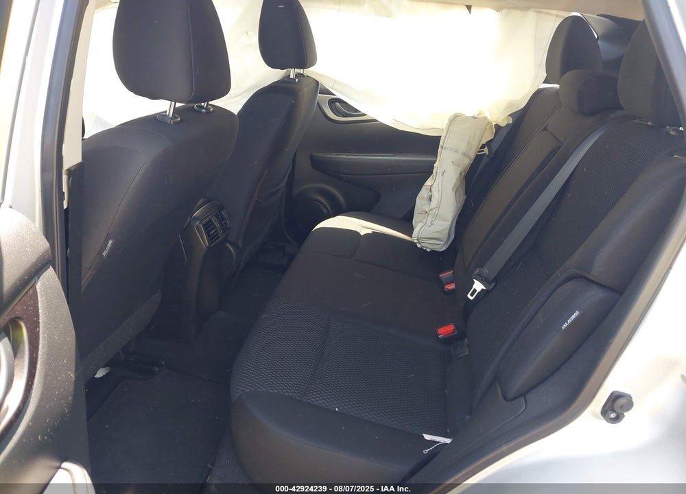 2021 NISSAN ROGUE SPORT VIN: JN1BJ1AW0MW669177
