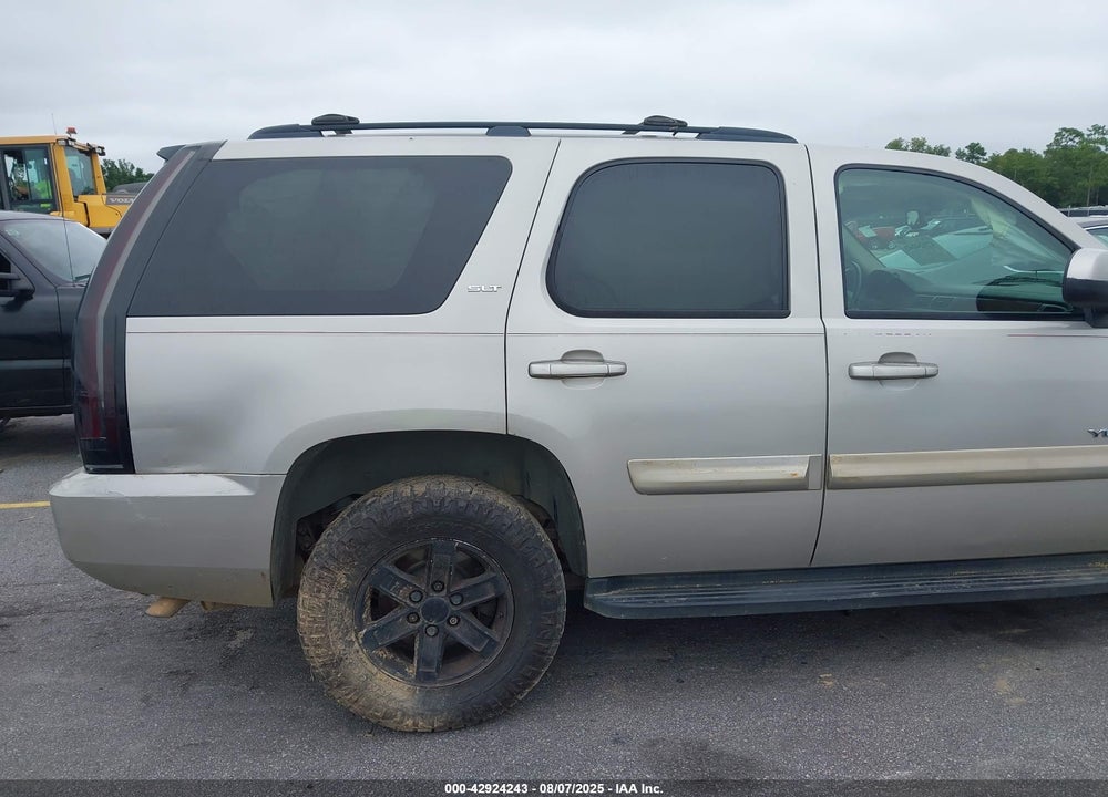 2009 GMC YUKON VIN: 1GKFK33059R100769