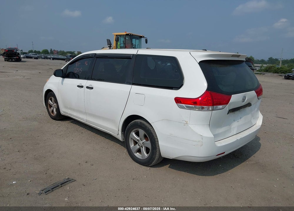 2012 TOYOTA SIENNA BASE 7 PASSENGER VIN: 5TDKA3DC9CS011060