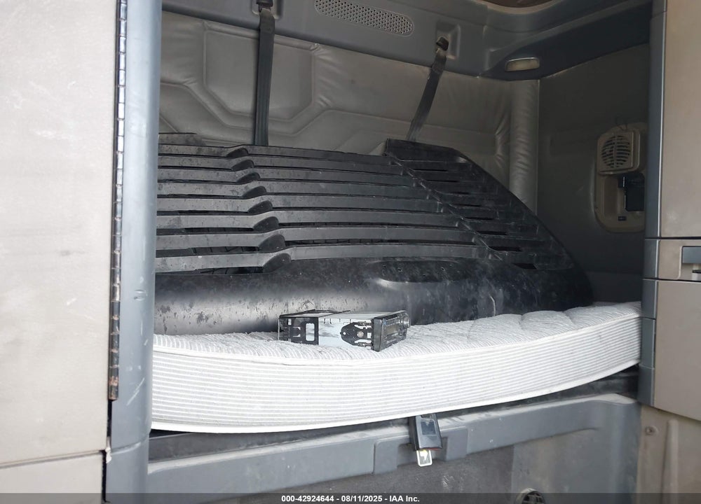 2016 FREIGHTLINER CASCADIA 113 VIN: 3AKJGHDV6GSGV2621