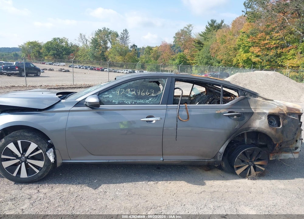 2022 NISSAN ALTIMA VIN: 1N4BL4DW5NN372567