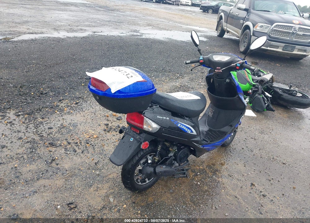 2025 JIANGSU BAODIAO VIN: L2BB9NCC2SB212174