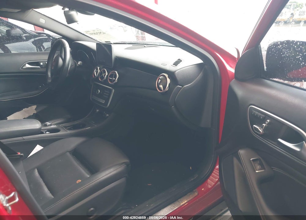 2019 MERCEDES-BENZ GLA 250 VIN: WDCTG4EB1KU003196
