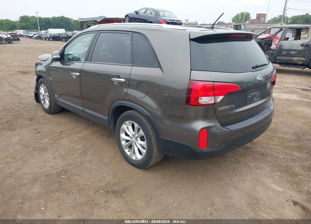 2014 KIA SORENTO VIN: 5XYKUDA72EG431005