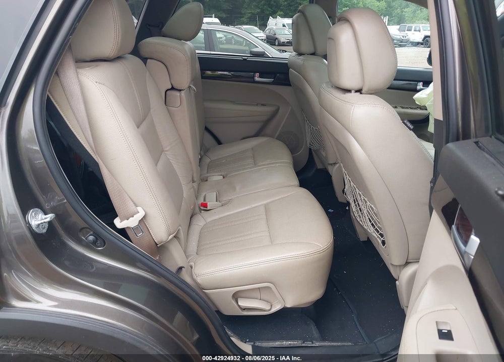2014 KIA SORENTO VIN: 5XYKUDA72EG431005