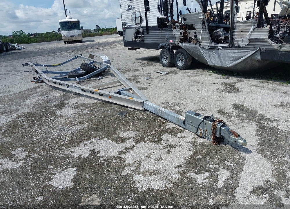 2022 VENTURE TRAILERS VIN: 47GAC2724NB005340
