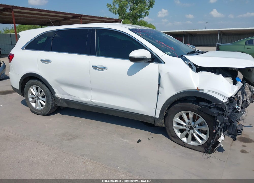 2019 KIA SORENTO VIN: 5XYPG4A36KG553548