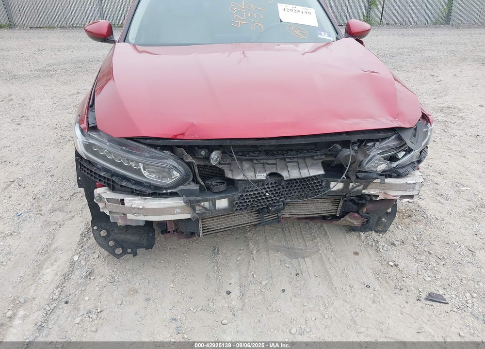2018 HONDA ACCORD VIN: 1HGCV1F11JA235752