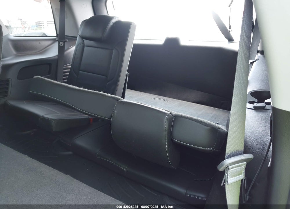 2018 GMC YUKON SLT VIN: 1GKS1BKC2JR390478