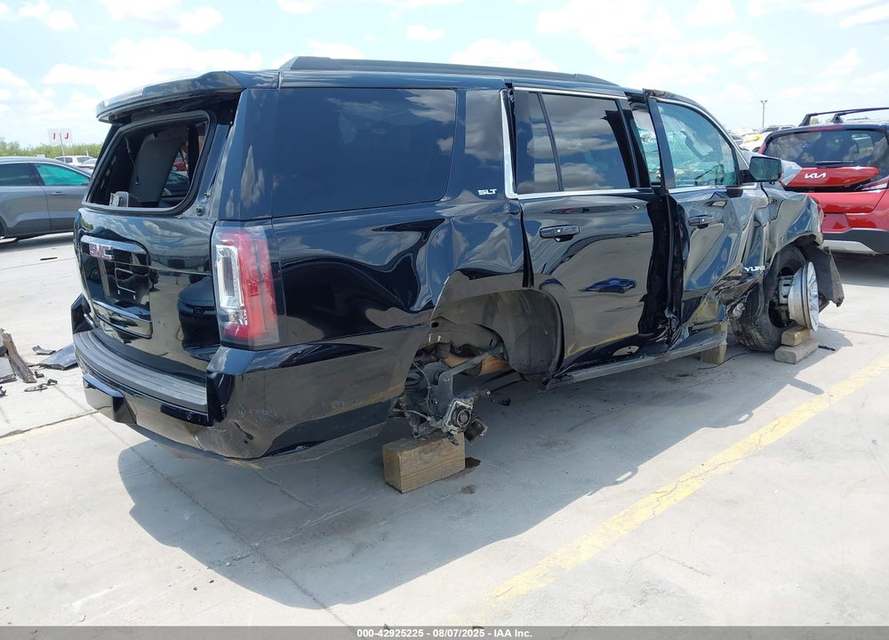 2018 GMC YUKON SLT VIN: 1GKS1BKC2JR390478