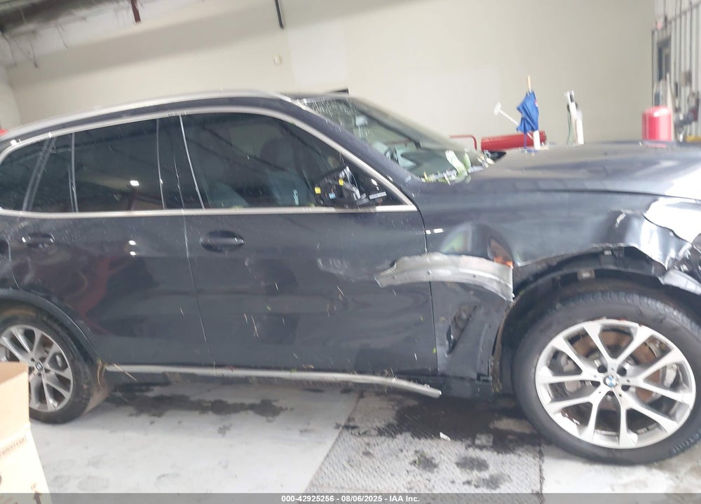 2021 BMW X5 VIN: 5UXCR6C00M9H35145