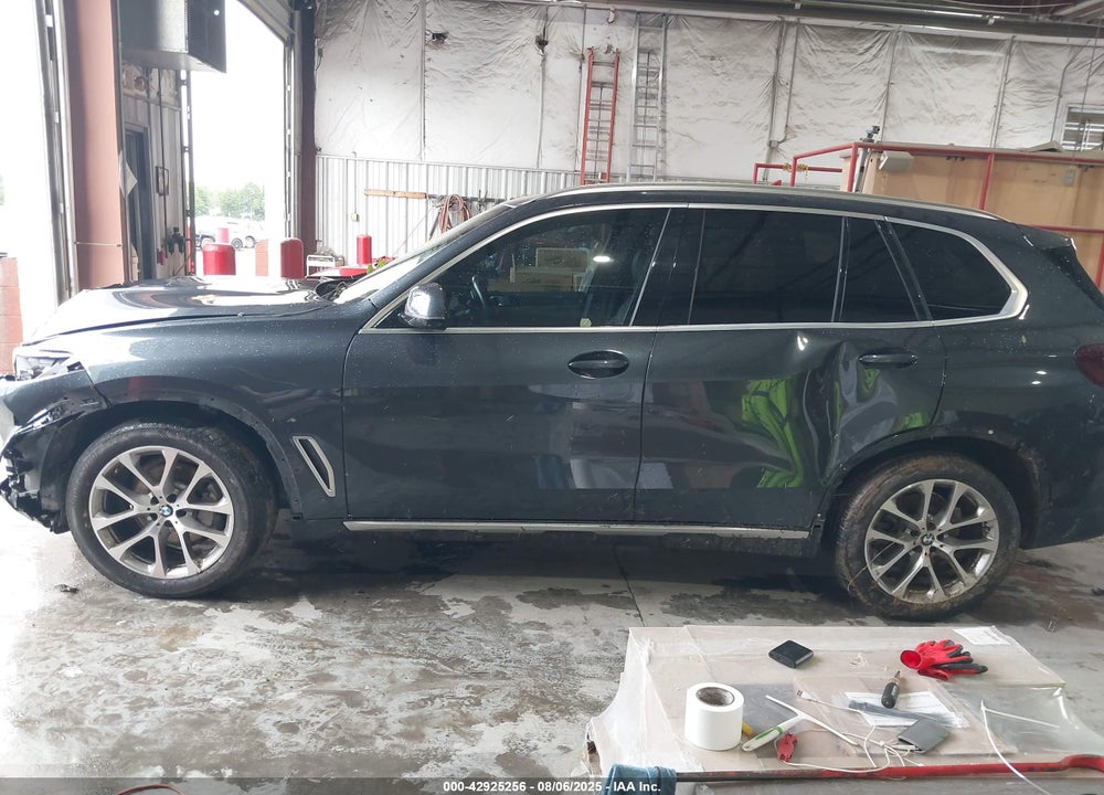 2021 BMW X5 VIN: 5UXCR6C00M9H35145